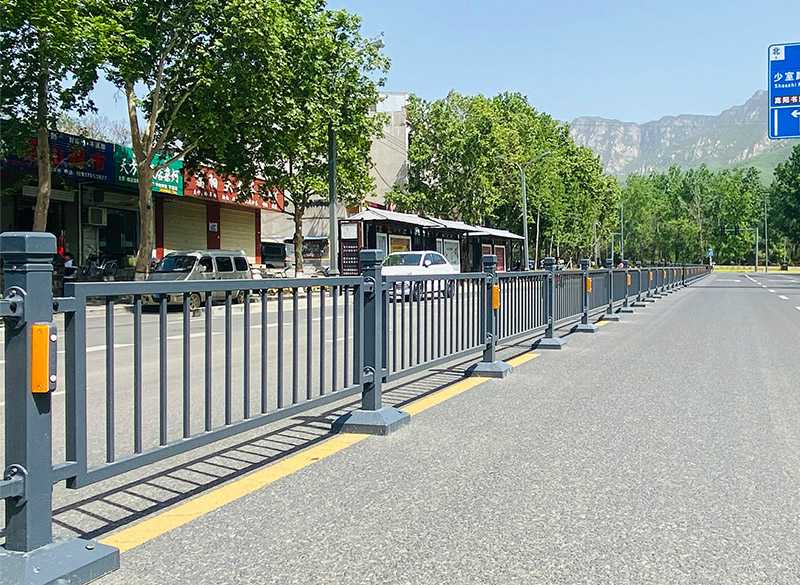 道路護(hù)欄 道路護(hù)欄